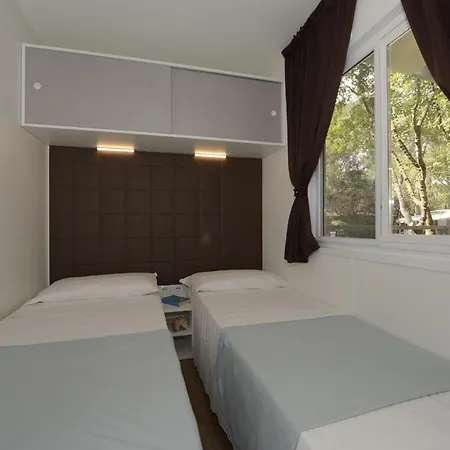 In With Private Chalet *