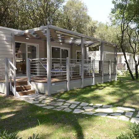 Chalet In With Private